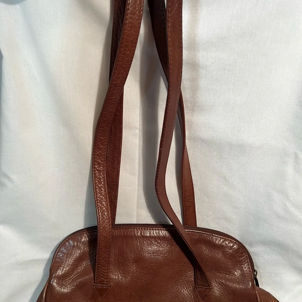 Wilsons Leather Shoulder Bag